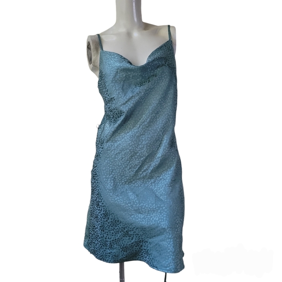 Y2K J For Justify Textured Dress - Picture 8 of 12